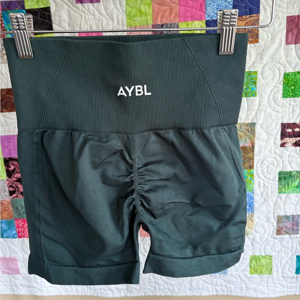 AYBL Green Bike Shorts High-Waisted Compression Fit - Picture 3 of 4